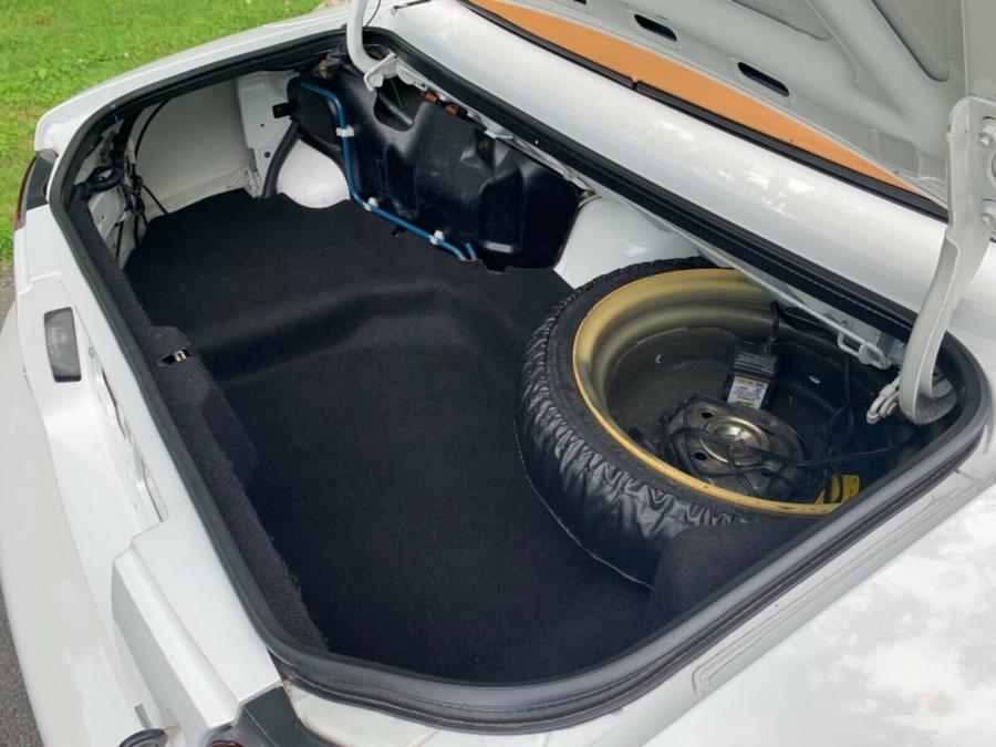 Багажник Mazda Miata C-Package 1993 года  (NA) (фото 23 из 24)
